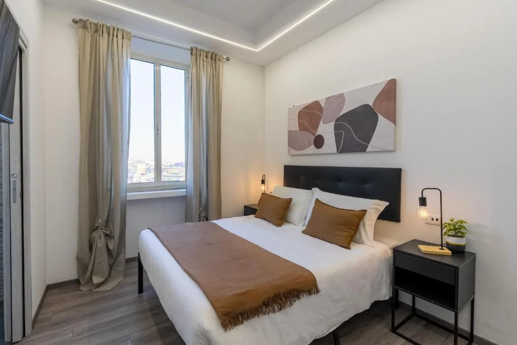 Camera Tripla Classic — ReRent Rooms – 36 Trionfale Guesthouse