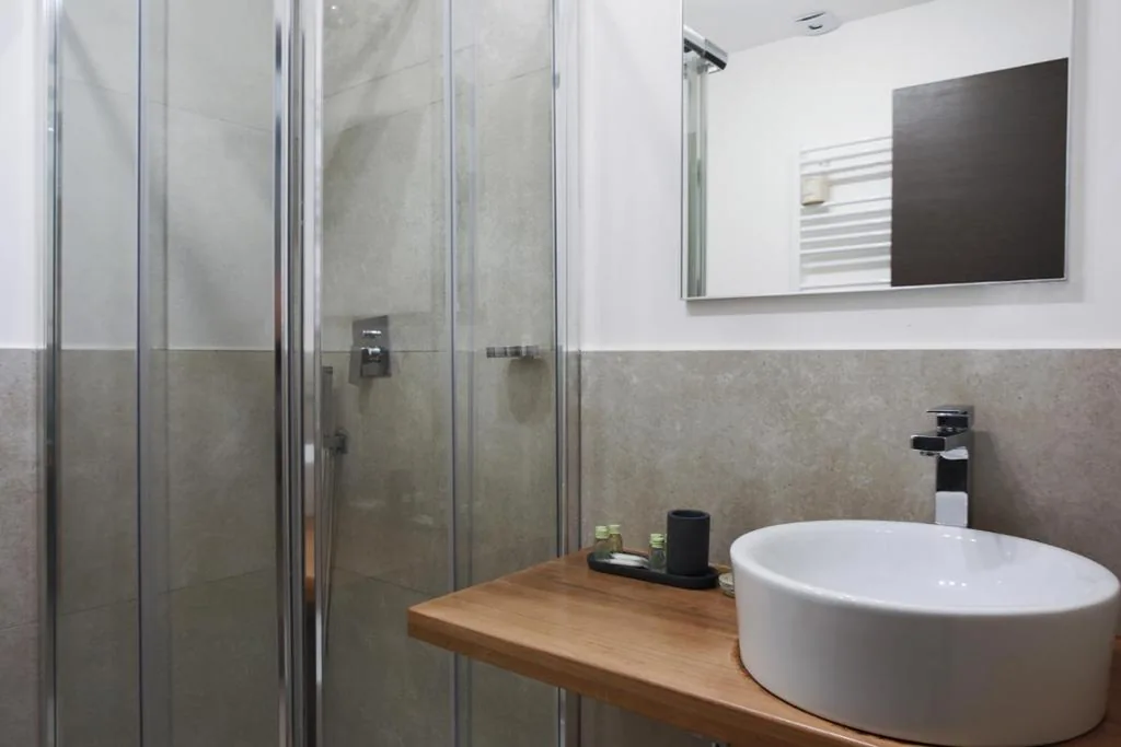 Comfort Triple Room — Bespoke Roma Suites