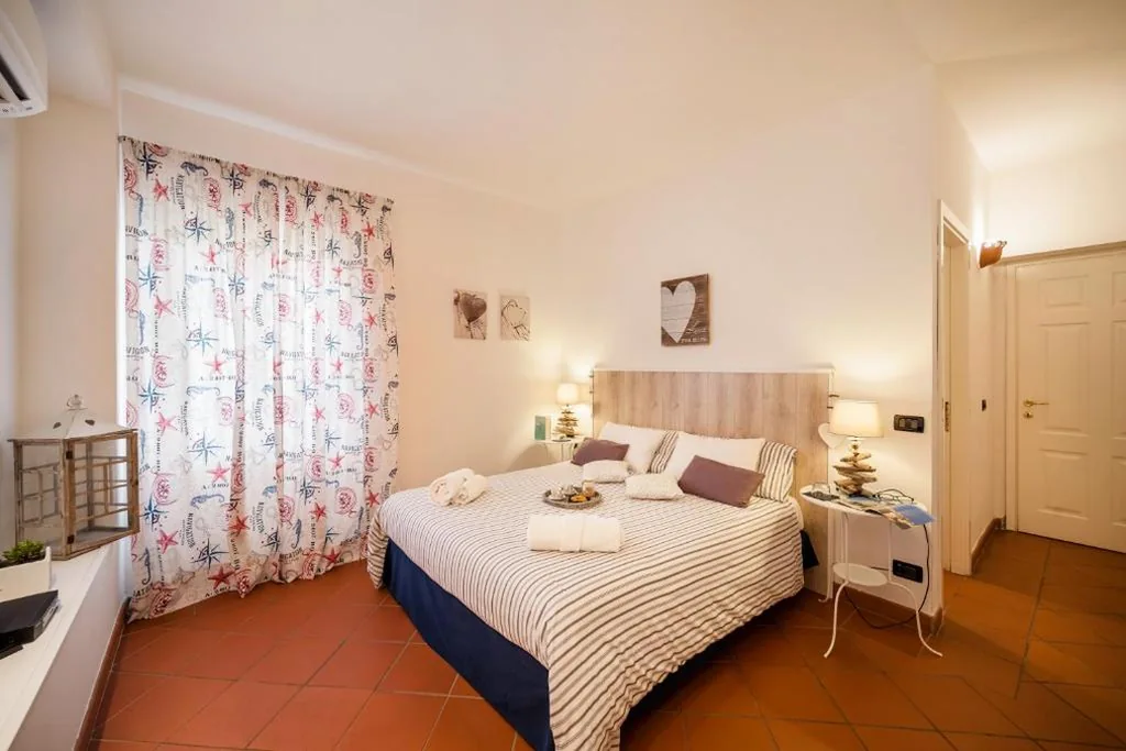 Camera Tripla Comfort con Doccia — CircEea