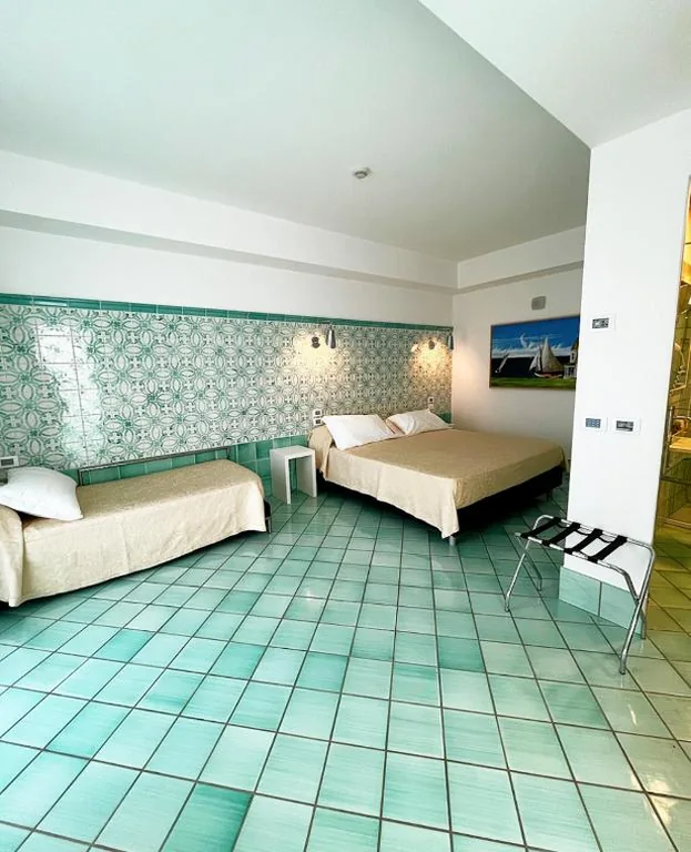 Comfort Triple Room — Ganimede Hotel