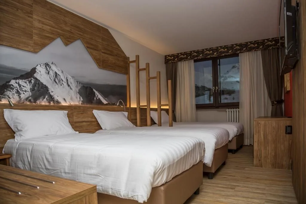 Comfort Triple Room — Hotel Du Col
