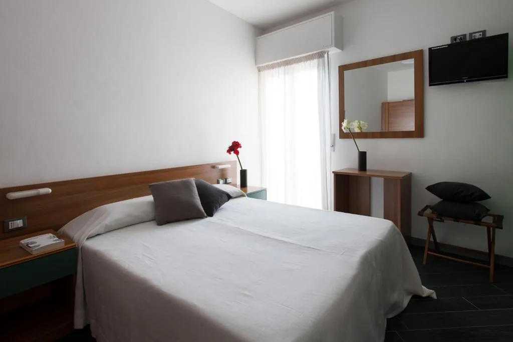 Triple Comfort Room — Hotel Liliana
