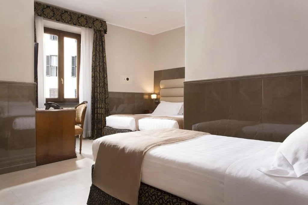 Comfort Triple Room — Hotel Teatro Pace