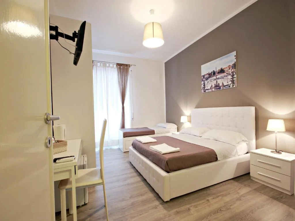 Comfort Triple Room — Le Piazze Di Roma