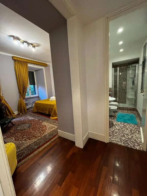 Camera Tripla Comfort — Luxury House Belle Arti Rome City Center