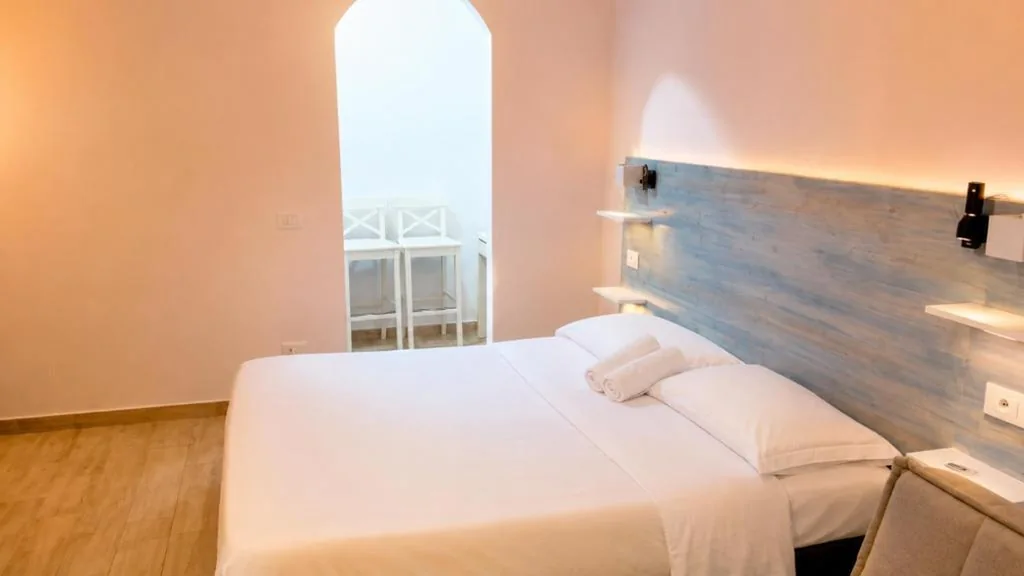 Triple Room with Bathroom — Domus Turno by Local Domus