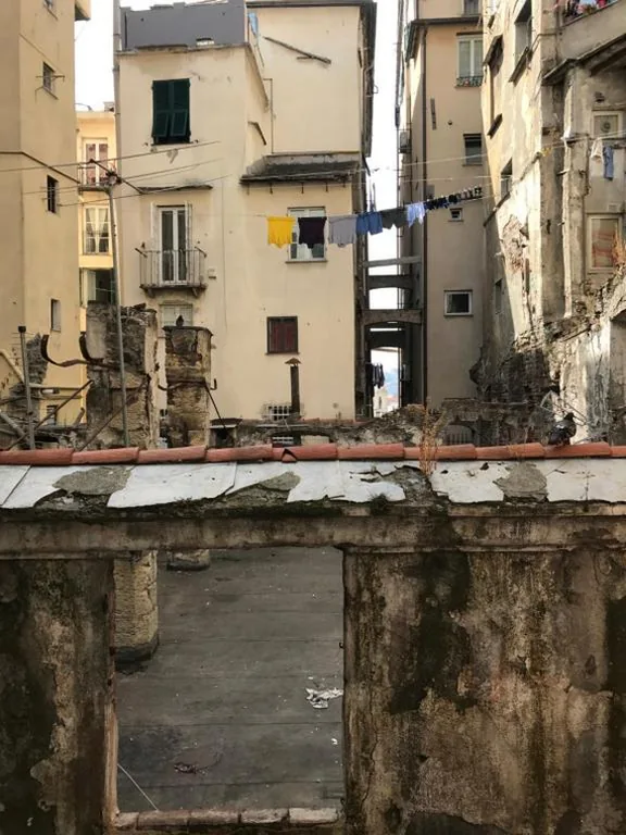 Camera Tripla con Bagno Privato — Affittacamere La Città Vecchia