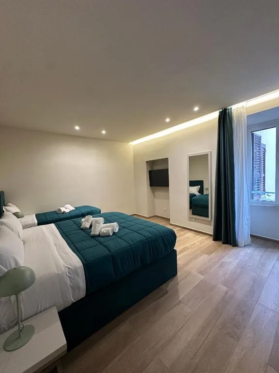 Triple Room with Private Bathroom — B&B A Picture of Rome – Vatican View