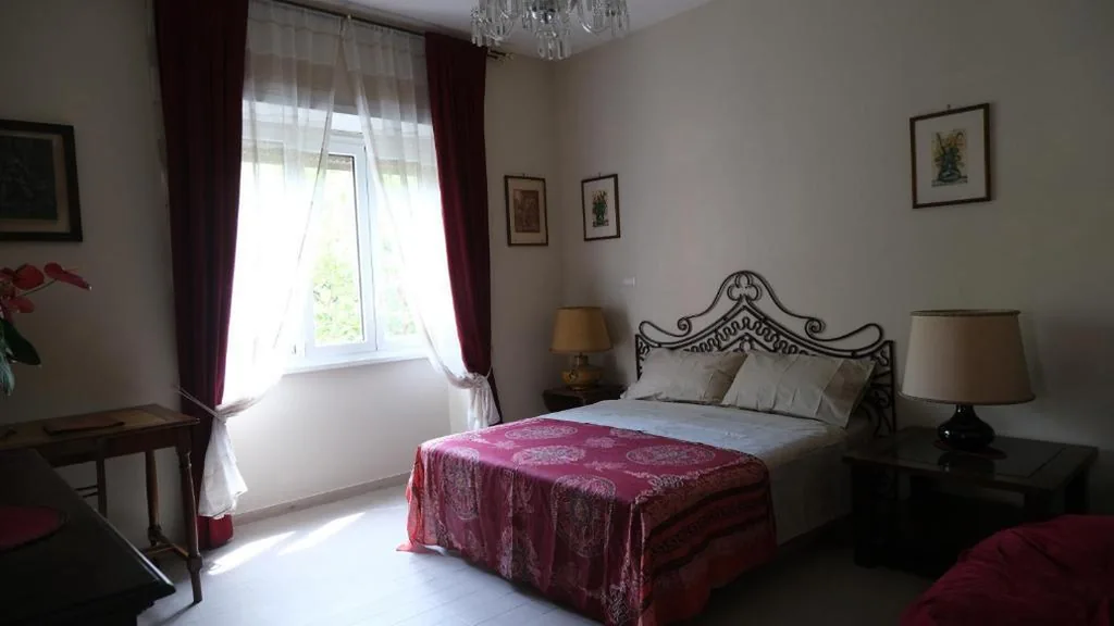 Camera Tripla con Bagno Privato — B&B Caput Mundi