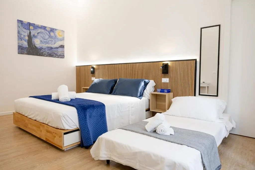 Camera Tripla con Bagno Privato — Bottega Artistica Guest House