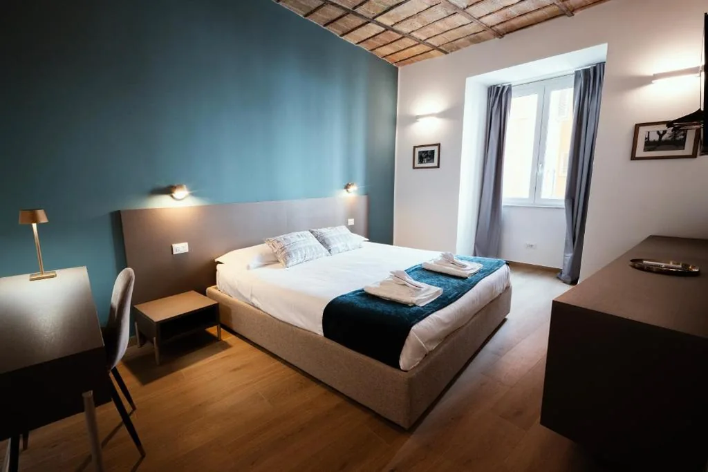 Camera Tripla con Bagno Privato — Casa Fortuna 278