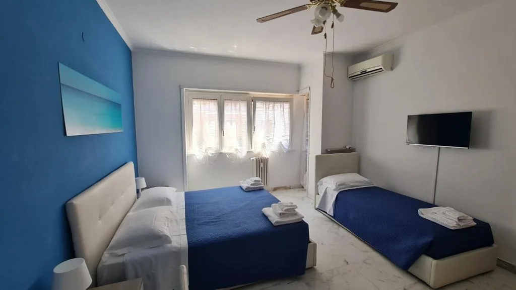 Triple Room with Private Bathroom — Danielle B&B
