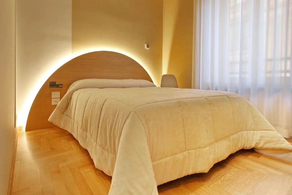 Triple Room with Private Bathroom — Dea Rome Suites