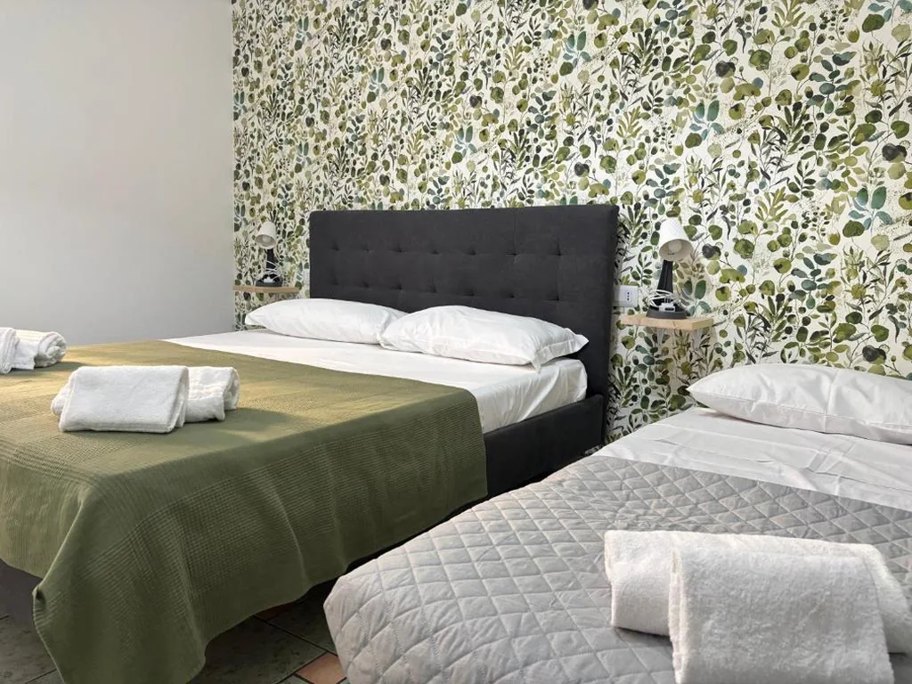 Triple Room with Private Bathroom — Domus Sinuessa