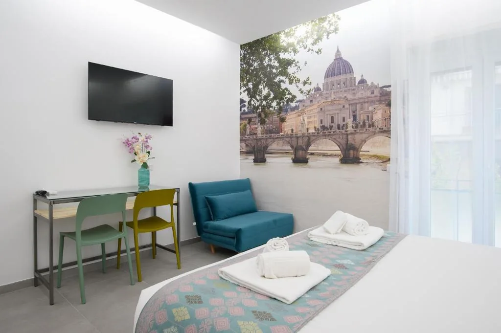 Camera Tripla con Bagno Privato — Domus suites