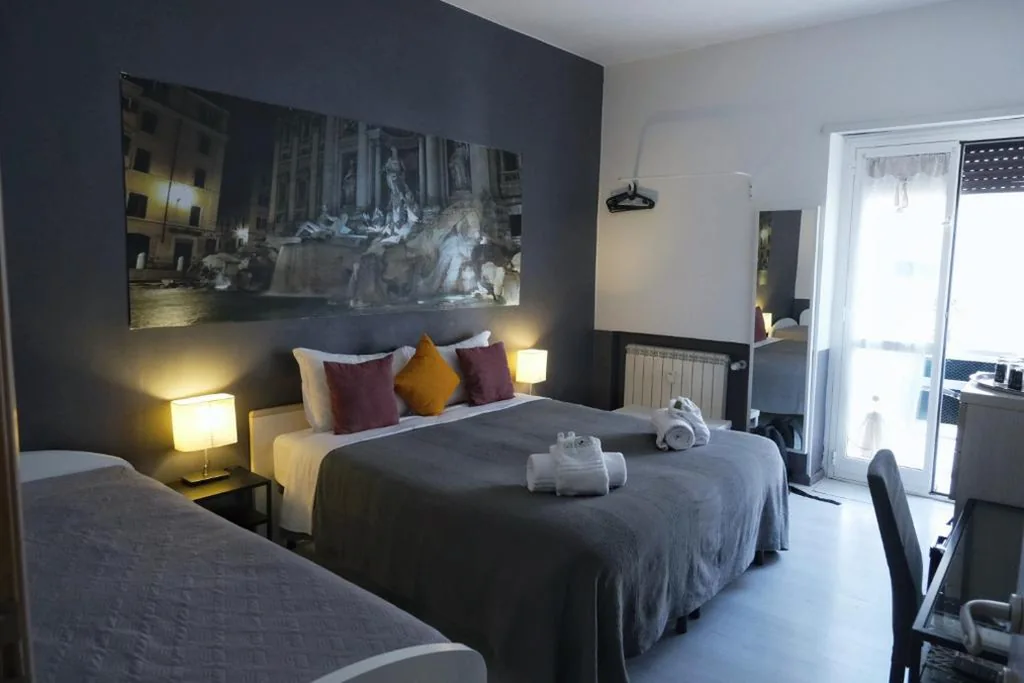 Camera Tripla con Bagno Privato — Domus Viatoris