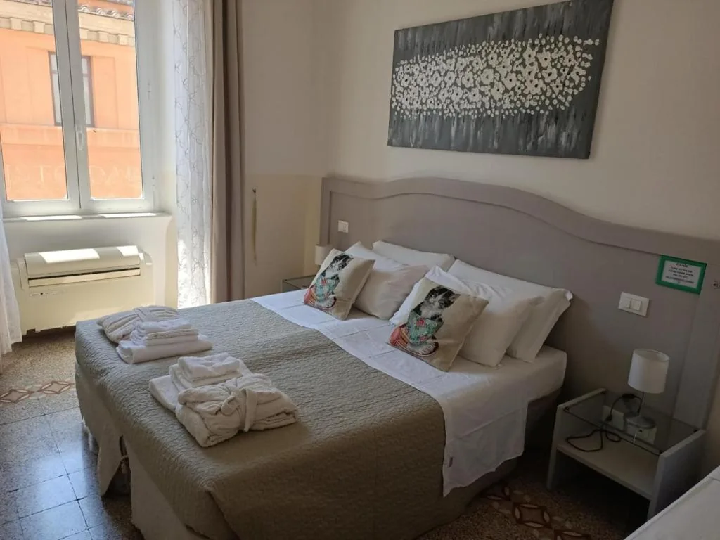 Triple Room with External Private Bathroom — Biancorè B&B