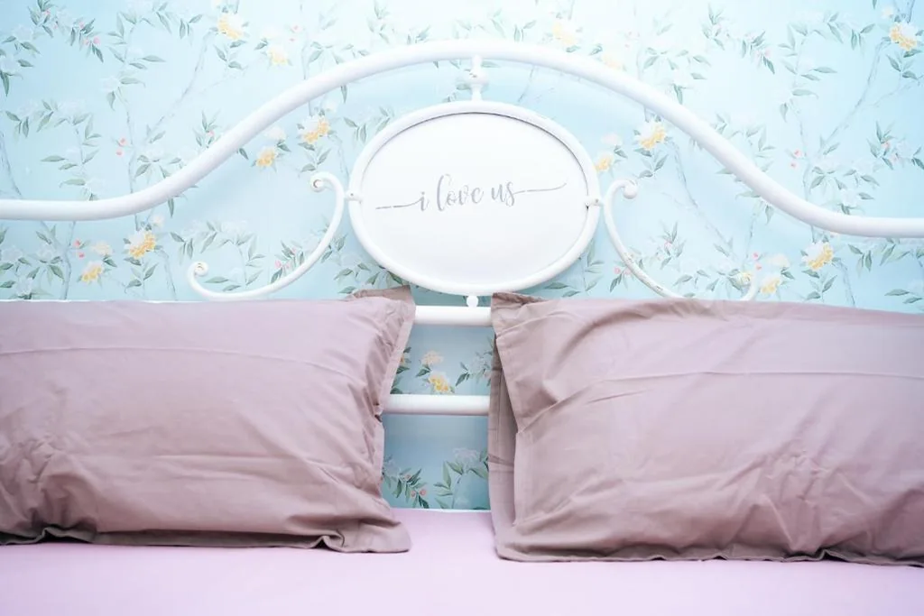 Camera Tripla con Bagno Privato Esterno — PEPEROSA Rooms and Events – Peaceful countryside escape with pool, private parking, just minutes from the sea, Anzio and Nettuno