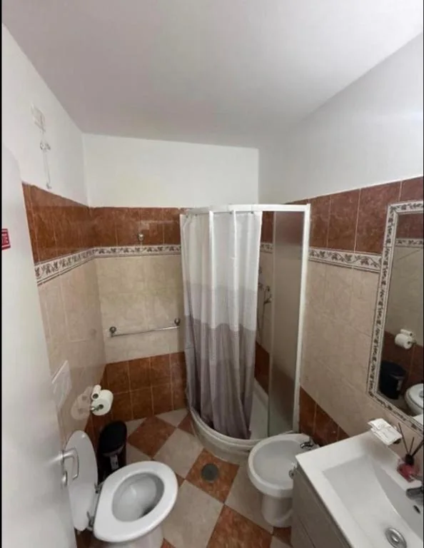 Camera Tripla con Bagno Privato Esterno — ROMA Classica