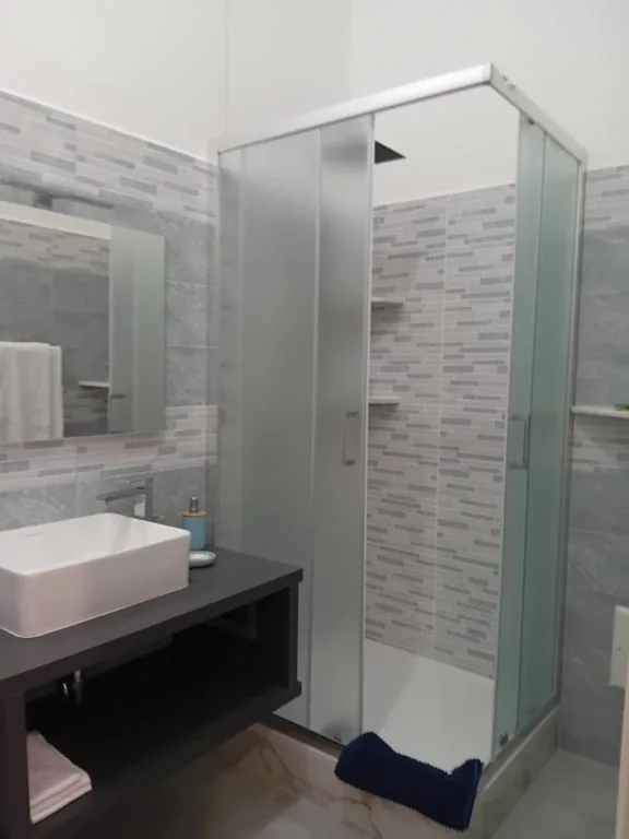 Triple Room with External Private Bathroom — Titi Rooms