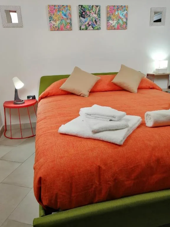 Triple Room with External Private Bathroom — Trastevere & Gianicolo Sweet Rest