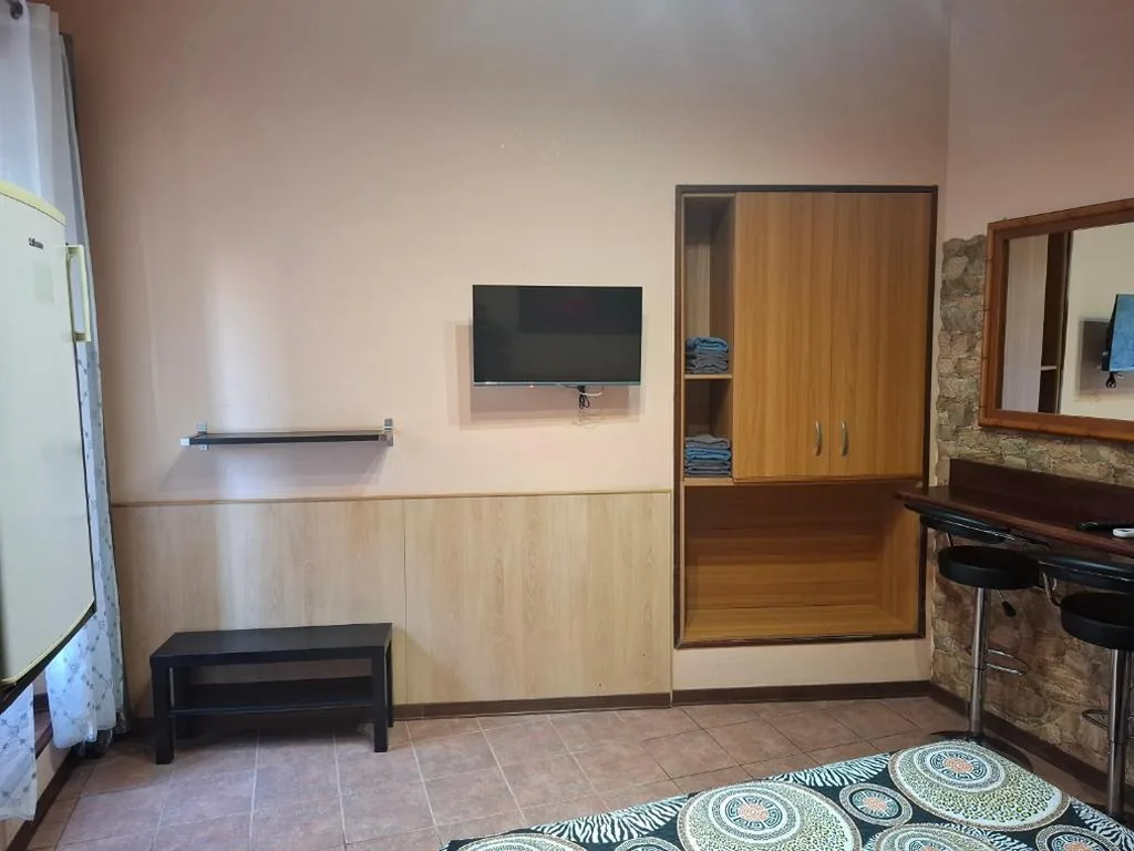 Triple Room with Private Bathroom — Gina B&B