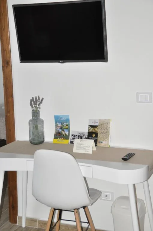 Triple Room with Private Bathroom — Il Casale dei Nonni