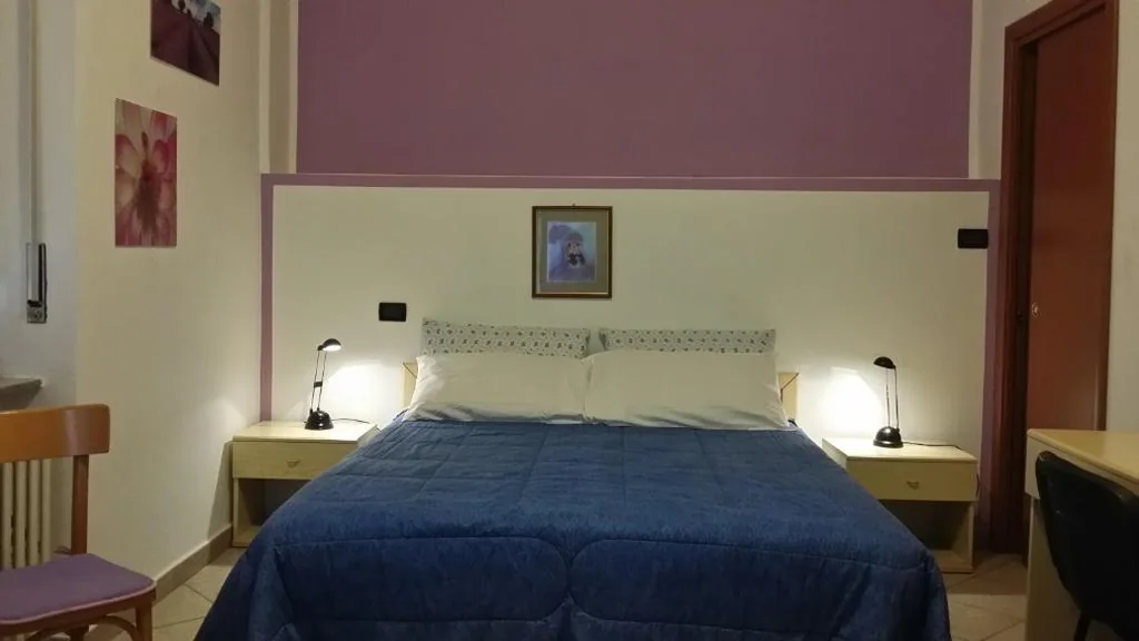 Camera Tripla con Bagno Privato — Il Sole e La Luna