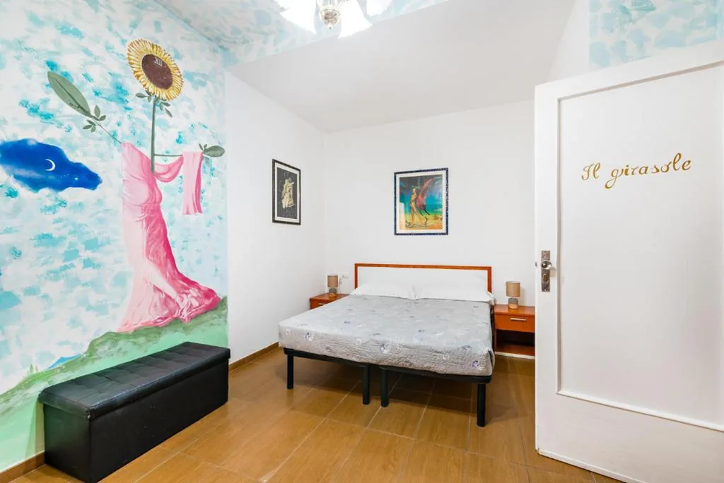 Camera Tripla con Bagno Privato — Lia Rooms 4