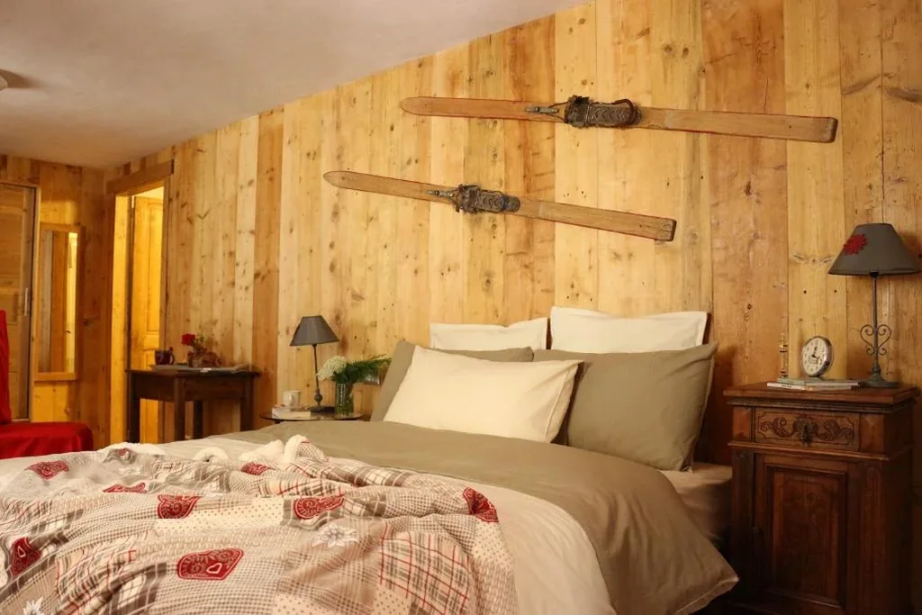 Triple Room with Private Bathroom — Maison Chabod