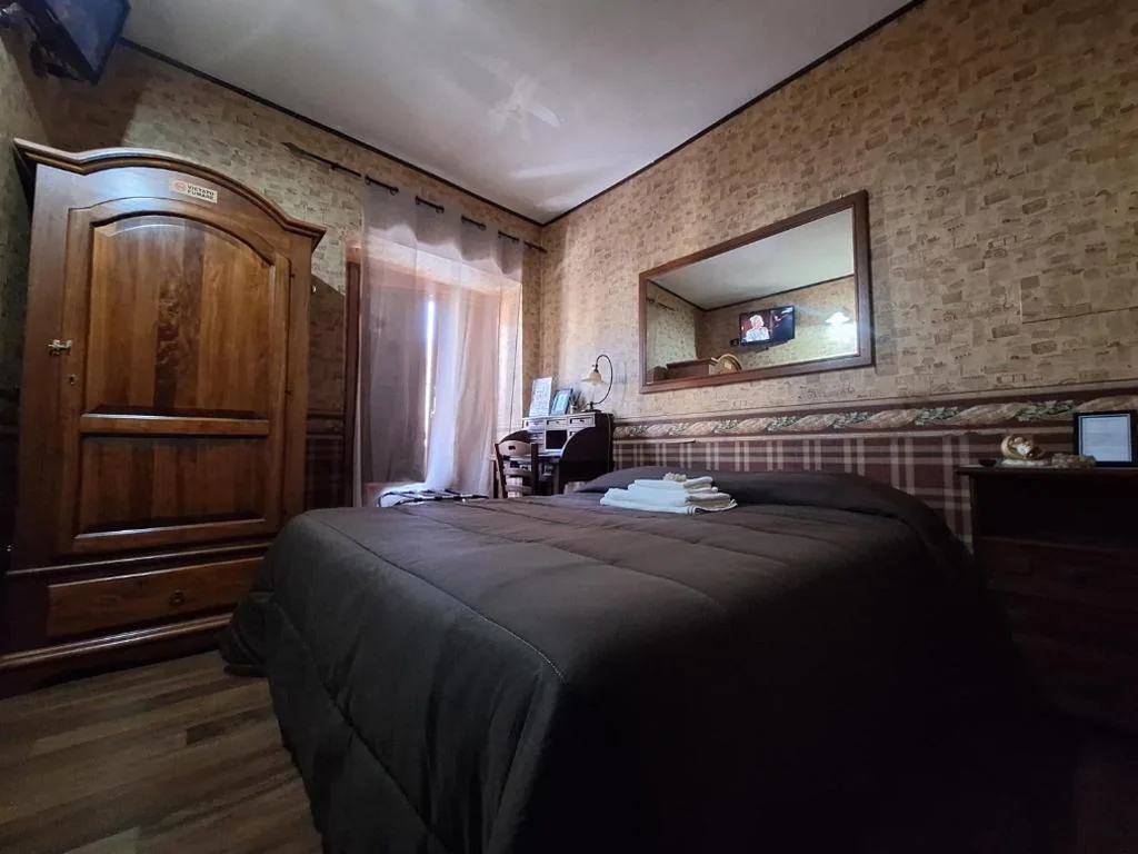 Triple Room with Private Bathroom — Portella delle Fate