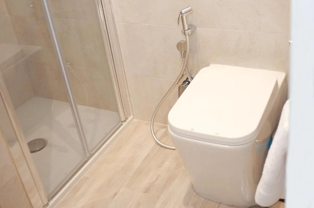 Camera Tripla con Bagno Privato — SCIPIO92HOME