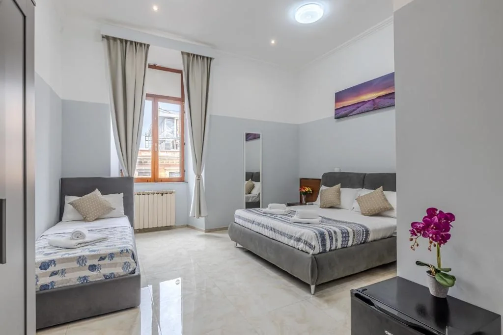 Triple Room with Private Bathroom — STELLA GUEST HOUSE O AFFITTACAMERE