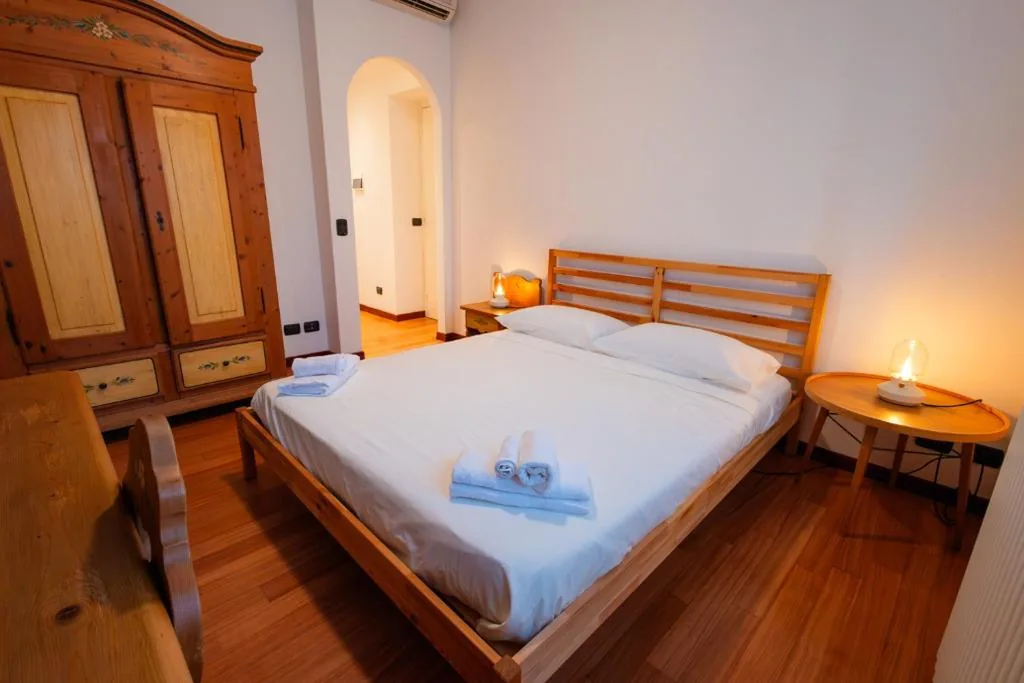Triple Room with Private Bathroom — Villa Aureliana with pool near San Peter