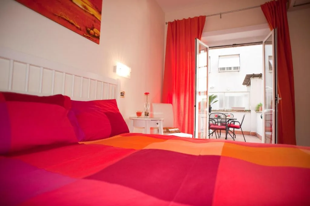 Camera Tripla con Balcone — AnnoDomini