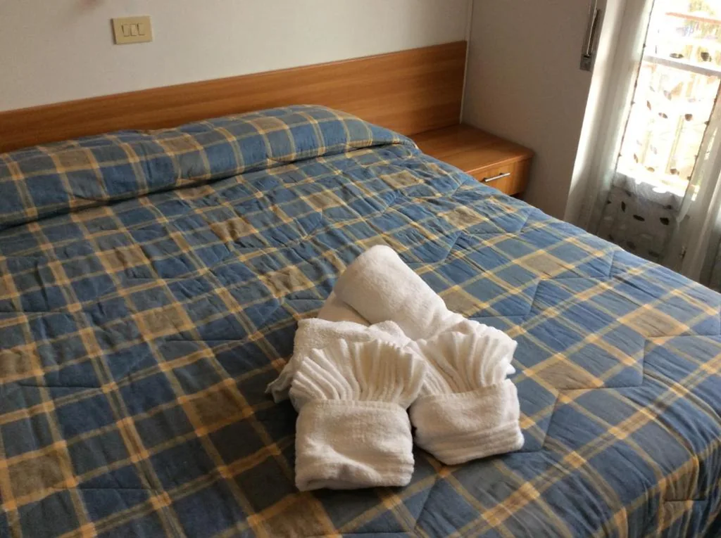 Triple Room with Balcony — Hotel Aurora