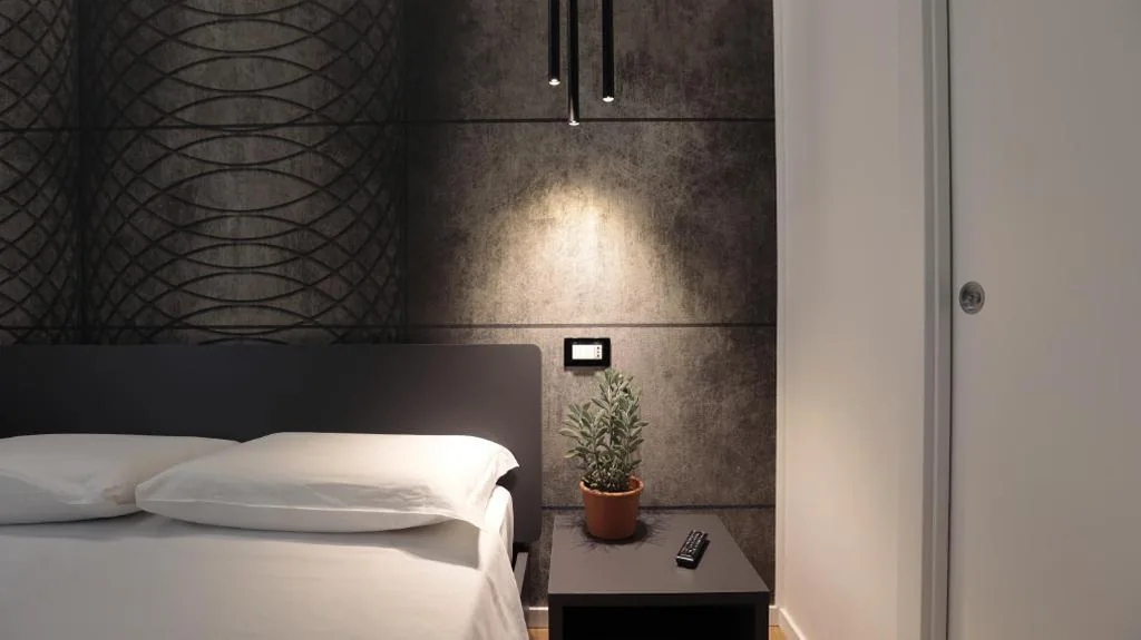Triple Room with Balcony — Suite Inn Rome