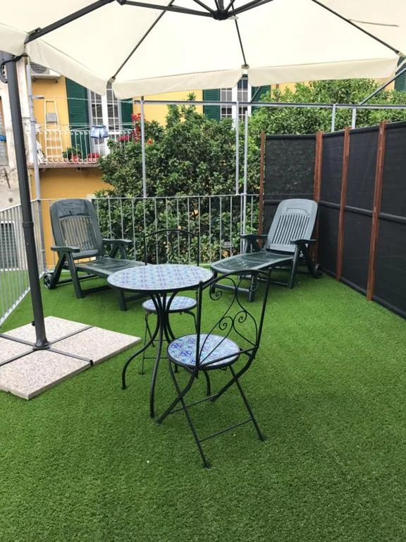 Camera Tripla con Terrazza — Affittacamere Il Borgo
