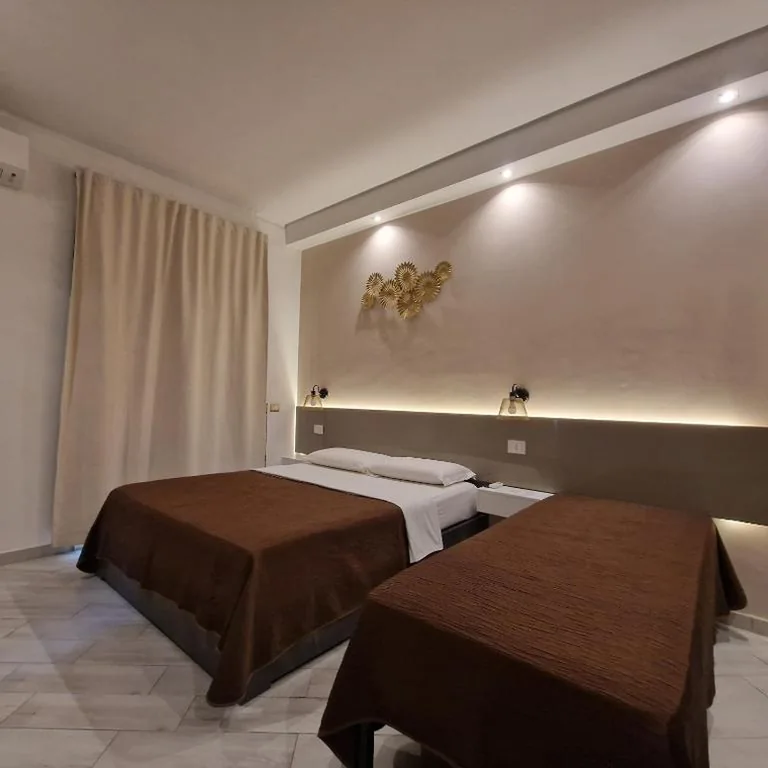 Camera Tripla con Terrazza — B&B Sol Romae