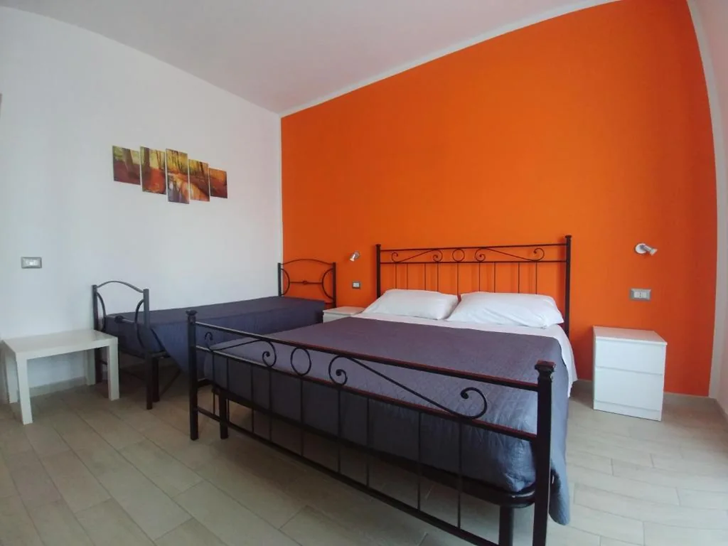 Camera Tripla con Terrazza — Bonsai Bed & Breakfast