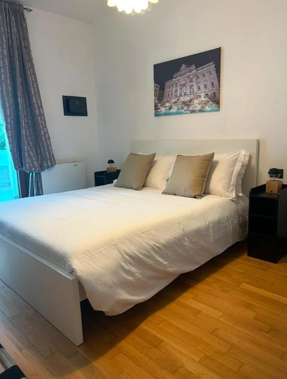 Camera Tripla con Terrazza — Dina Suite Rome