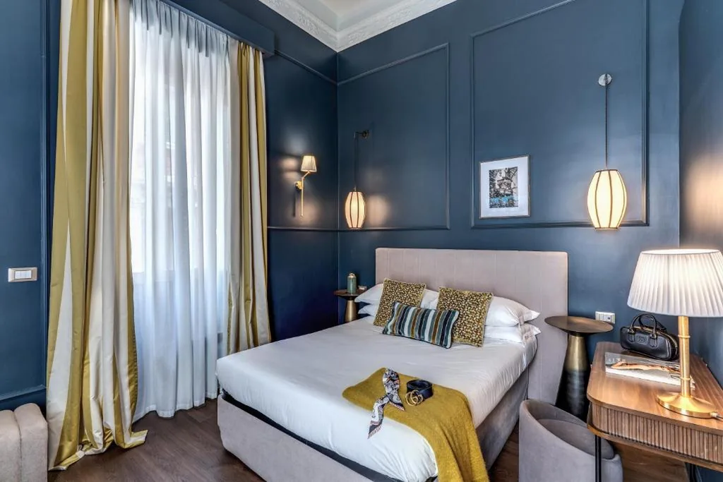 Triple Room with City View — Antica Residenza Del Corso