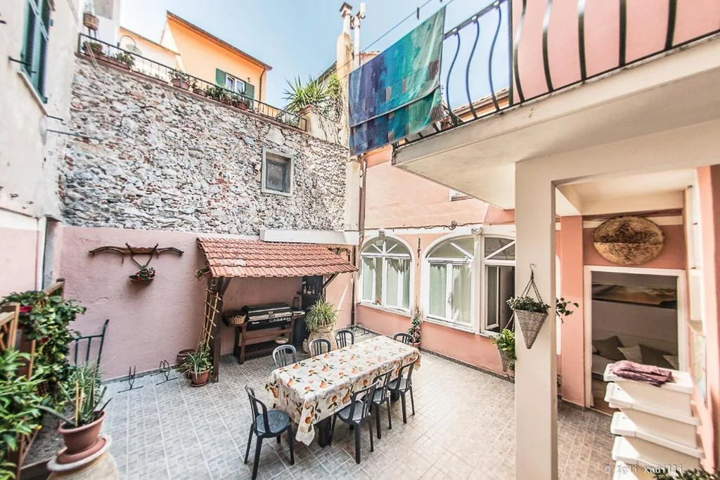 Triple Room with Garden View — B&B Finalex