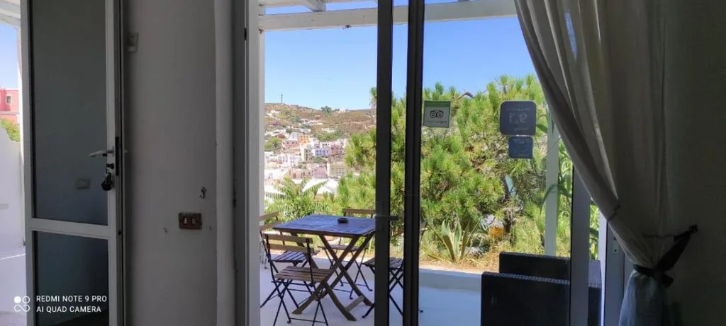 Triple Room with Sea View — Casa Carmela