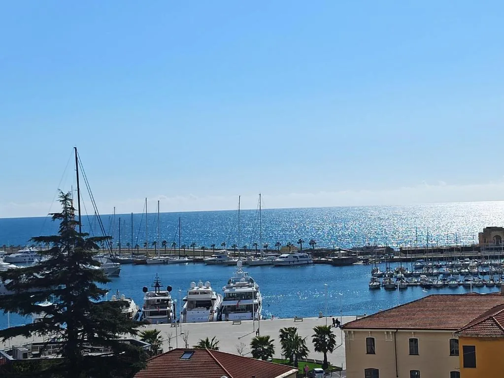 Camera Tripla con Vista Mare — Hotel Miramare