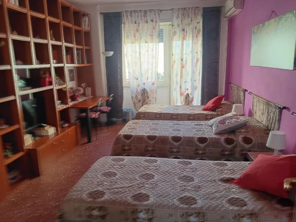 Camera Tripla — Cosmopolitan B&B