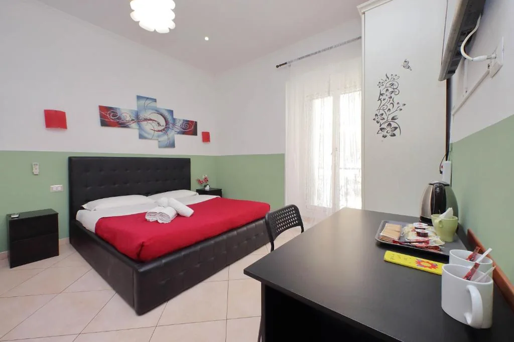 Triple Room — Dandi Domus