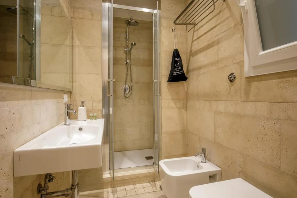 Camera Tripla — Daplace – Santa Susanna Suites