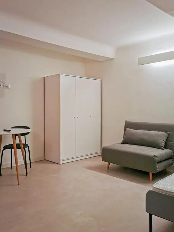 Triple Room — De Ville Guest House