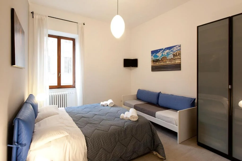 Deluxe Triple Room — BoRooms
